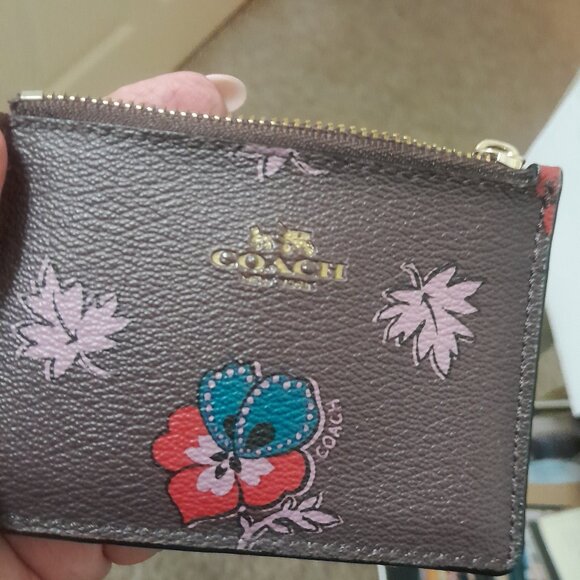 Coach New York Card Holder - Raspberry - EUC - Picture 3 of 5